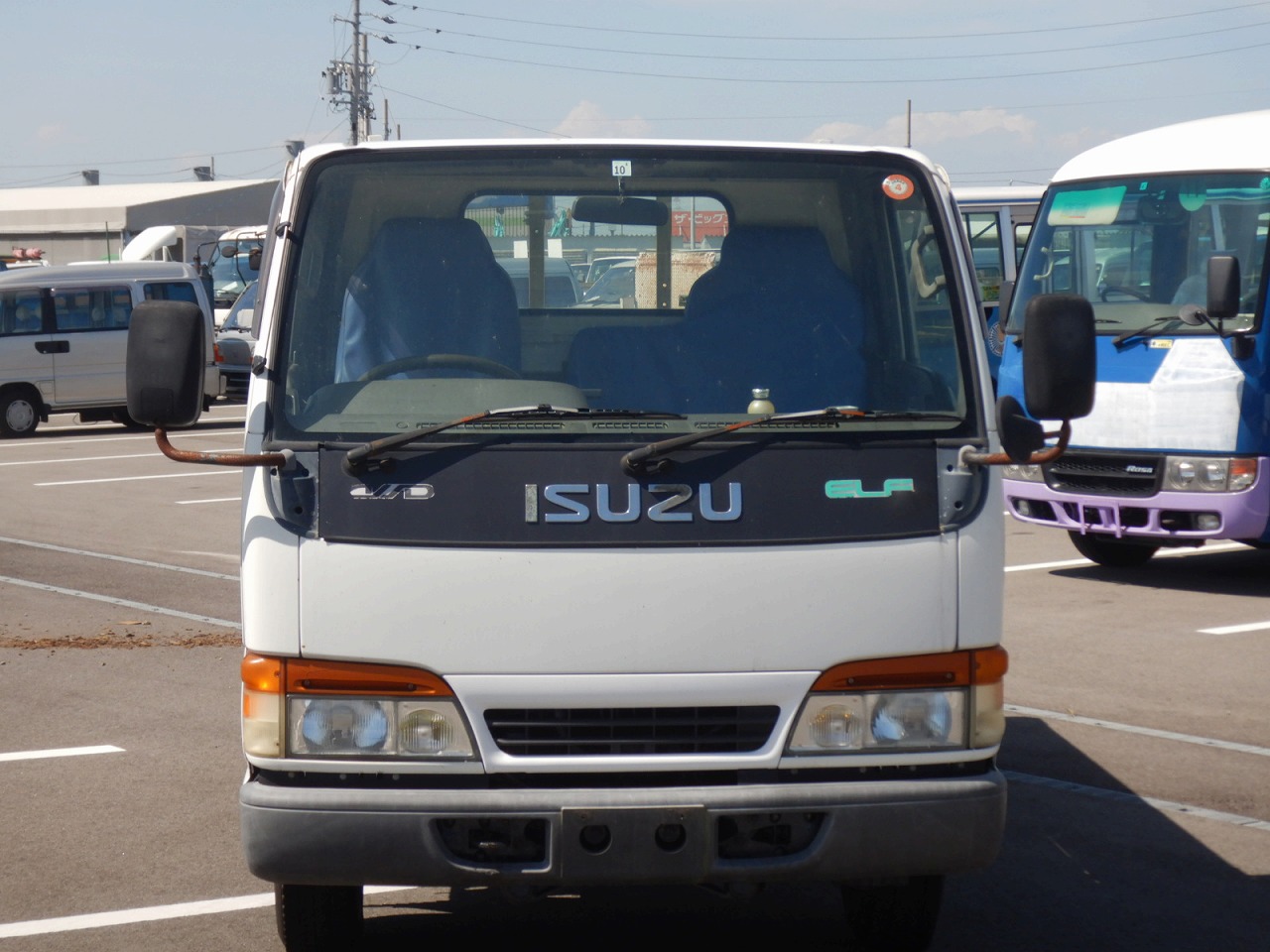 ISUZU Elf Truck