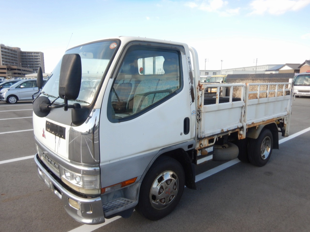 MITSUBISHI Canter