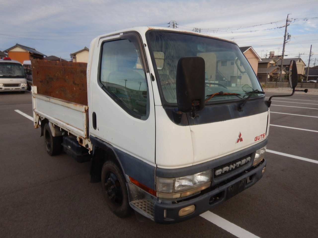 MITSUBISHI Canter Guts