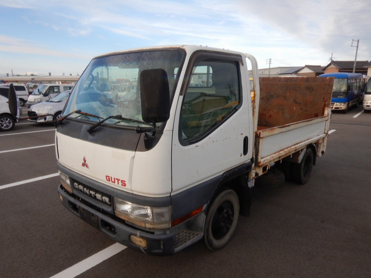 MITSUBISHI Canter Guts