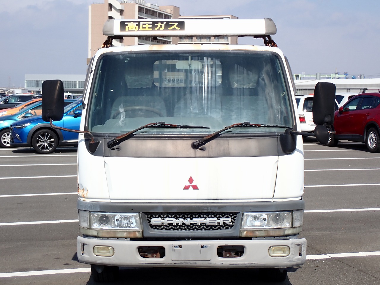 MITSUBISHI Canter
