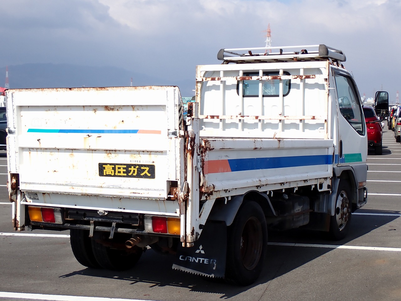 MITSUBISHI Canter