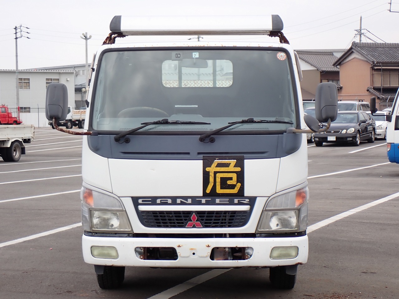 MITSUBISHI Canter