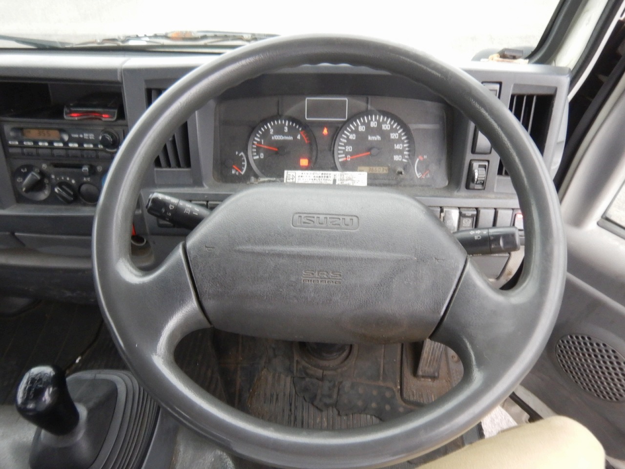 ISUZU Elf Truck