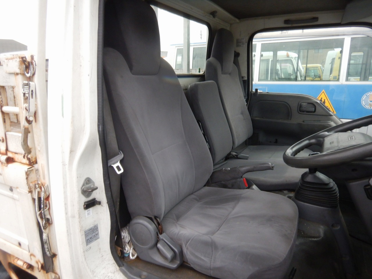 ISUZU Elf Truck