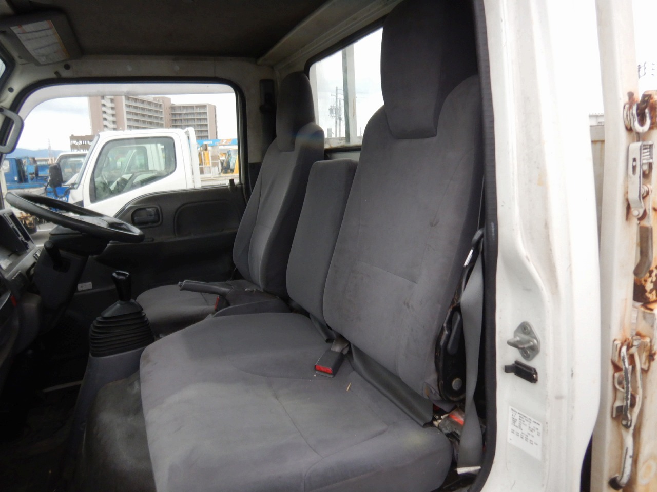 ISUZU Elf Truck