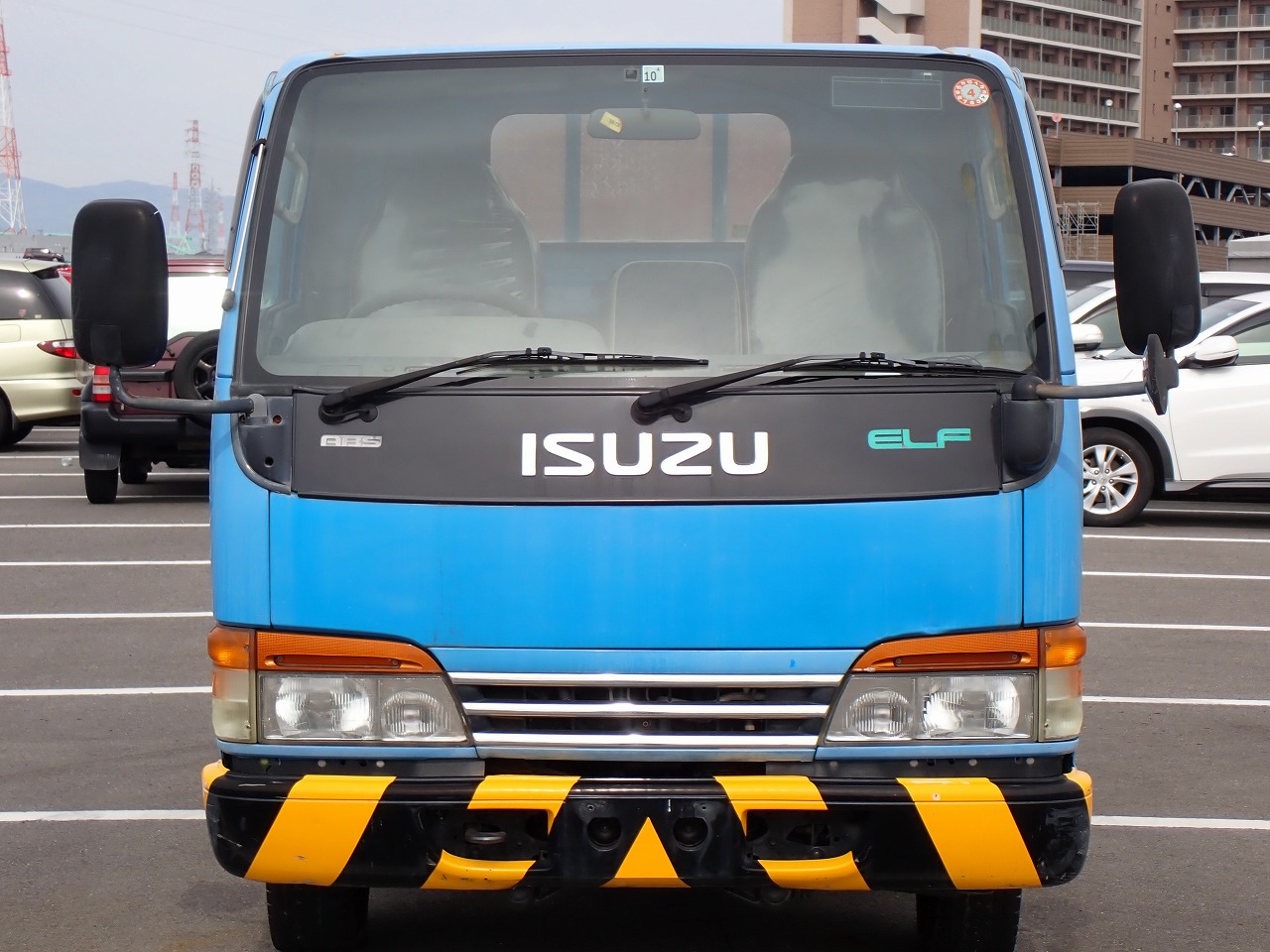 ISUZU Elf Truck