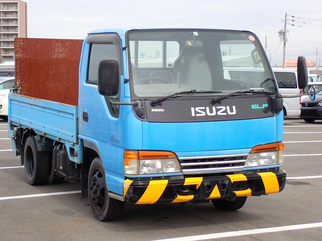 ISUZU Elf Truck