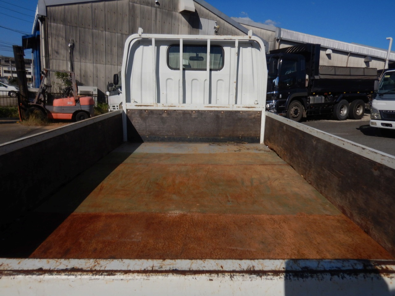 MITSUBISHI Canter Guts