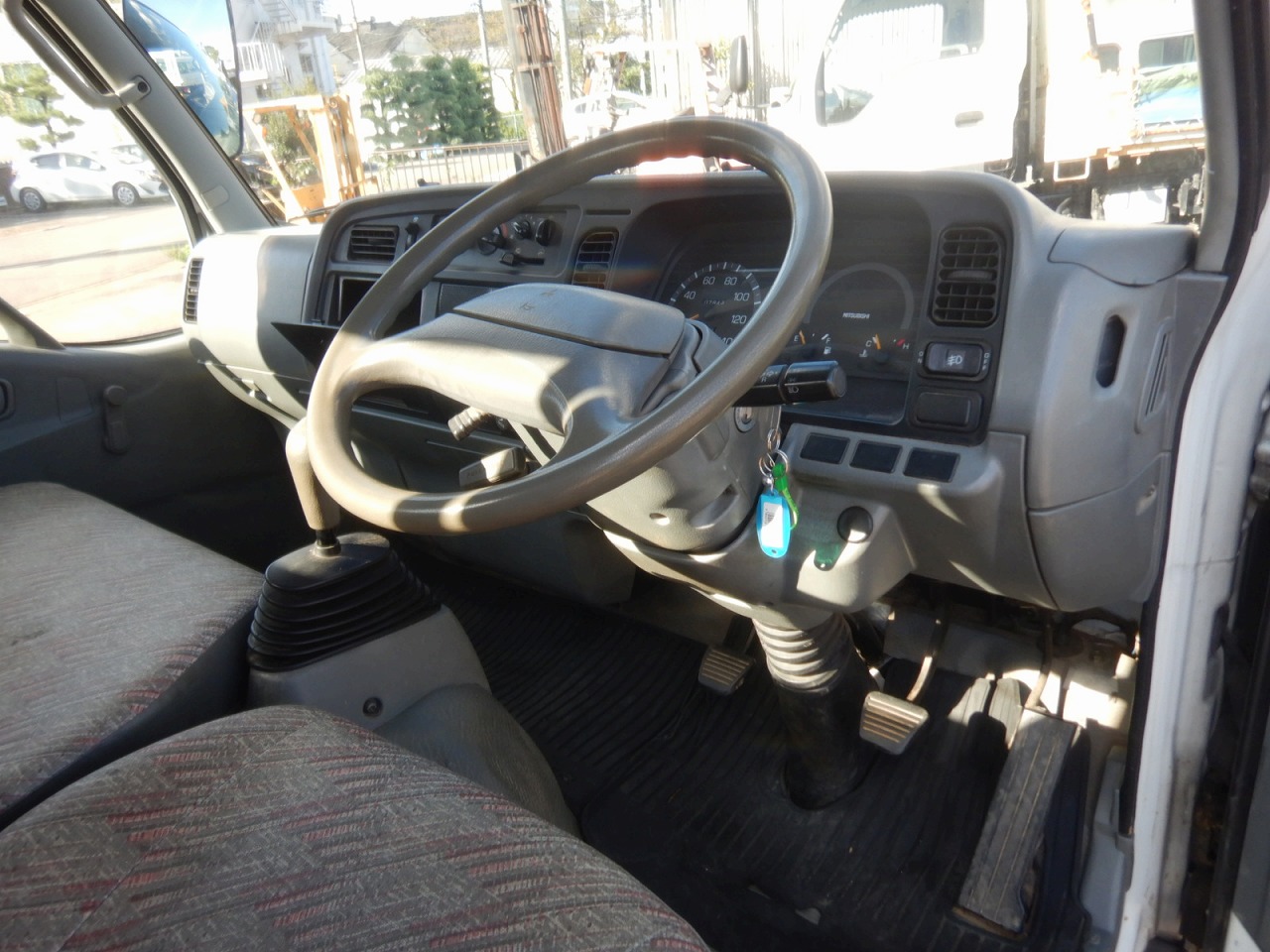 MITSUBISHI Canter Guts