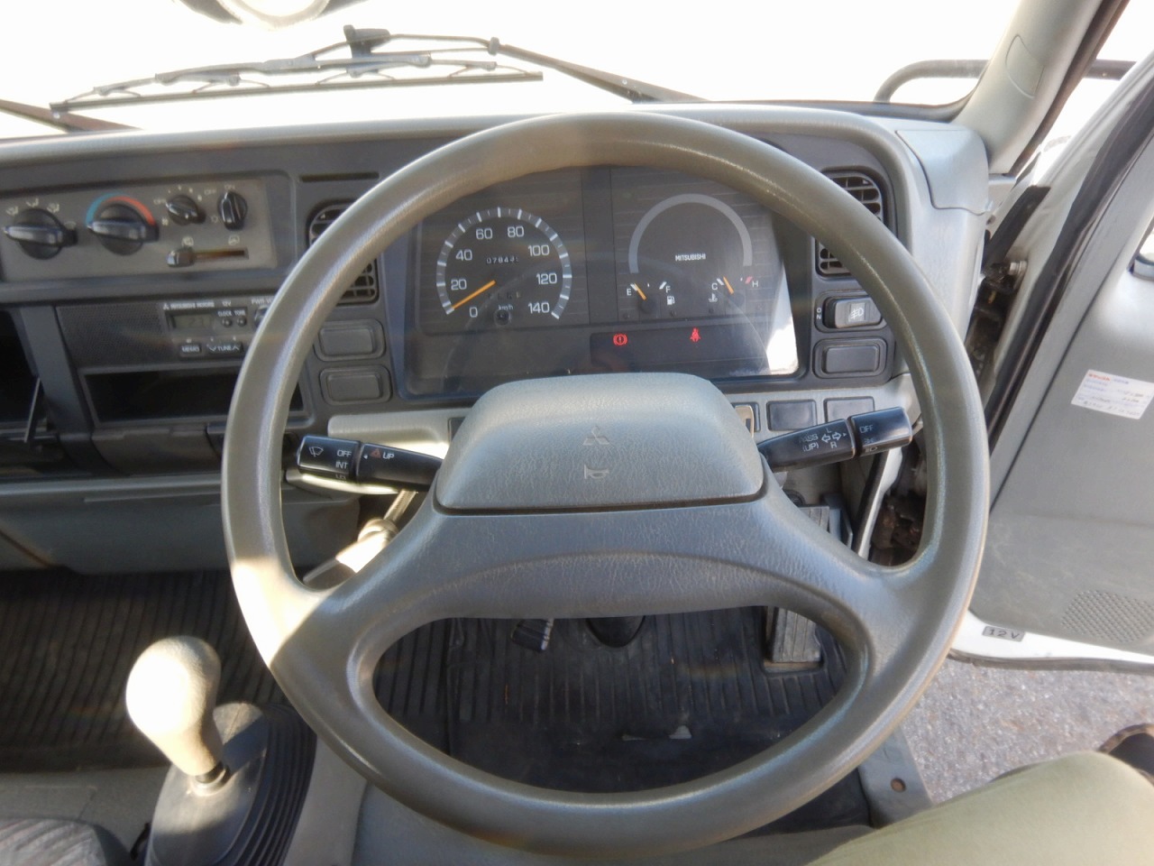 MITSUBISHI Canter Guts