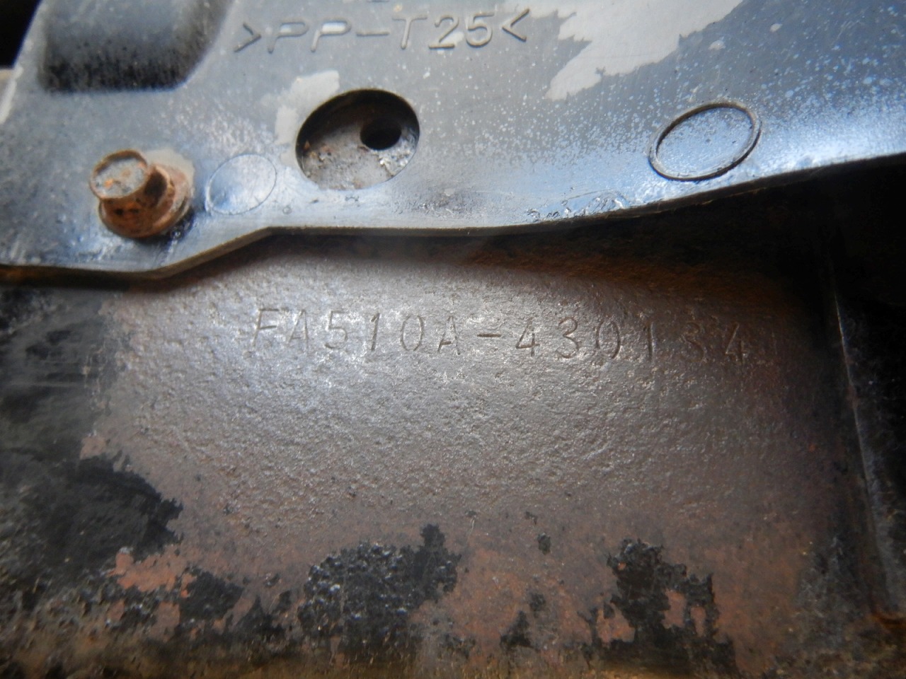 MITSUBISHI Canter Guts