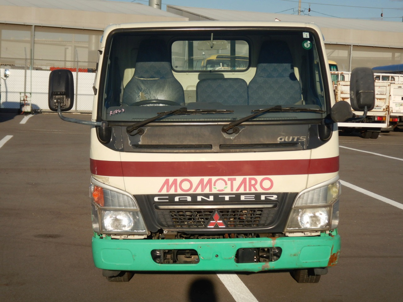 MITSUBISHI Canter