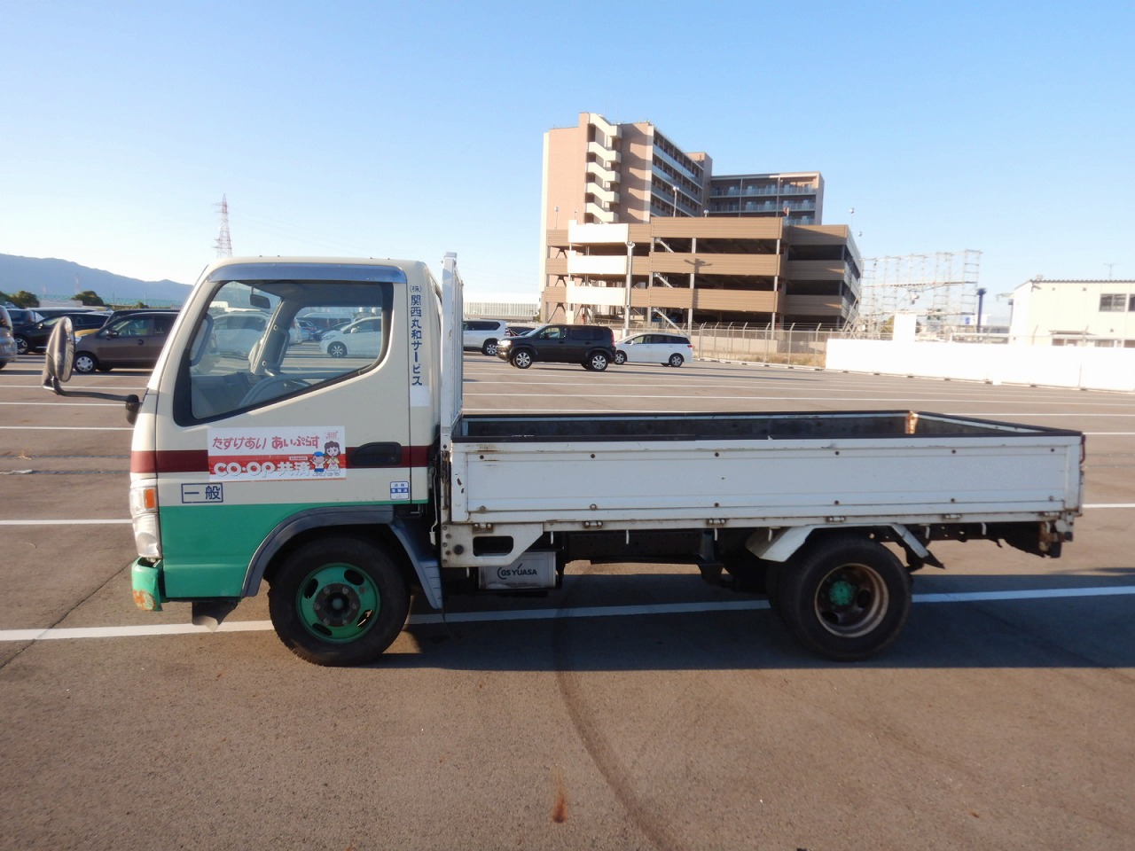 MITSUBISHI Canter