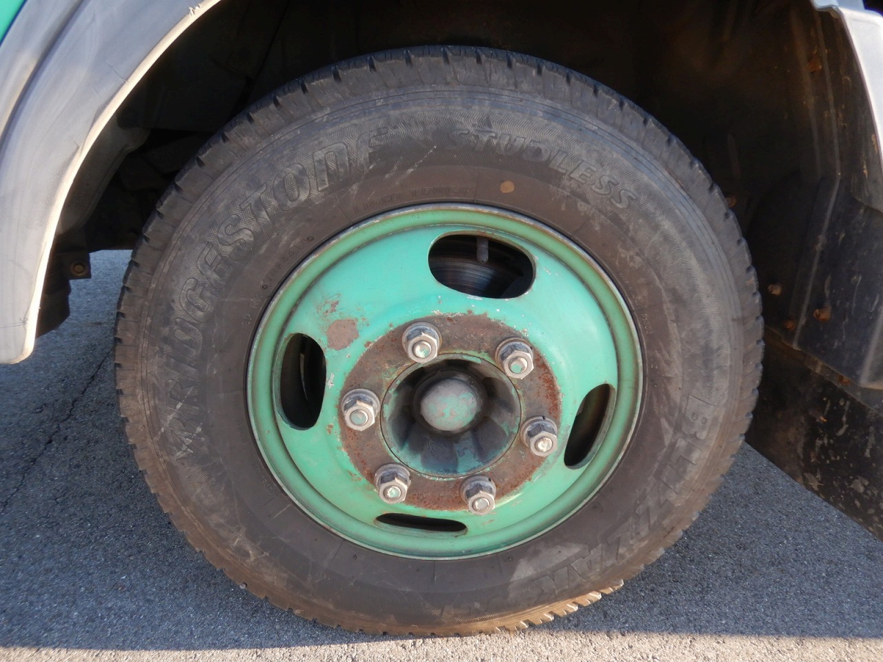 MITSUBISHI Canter