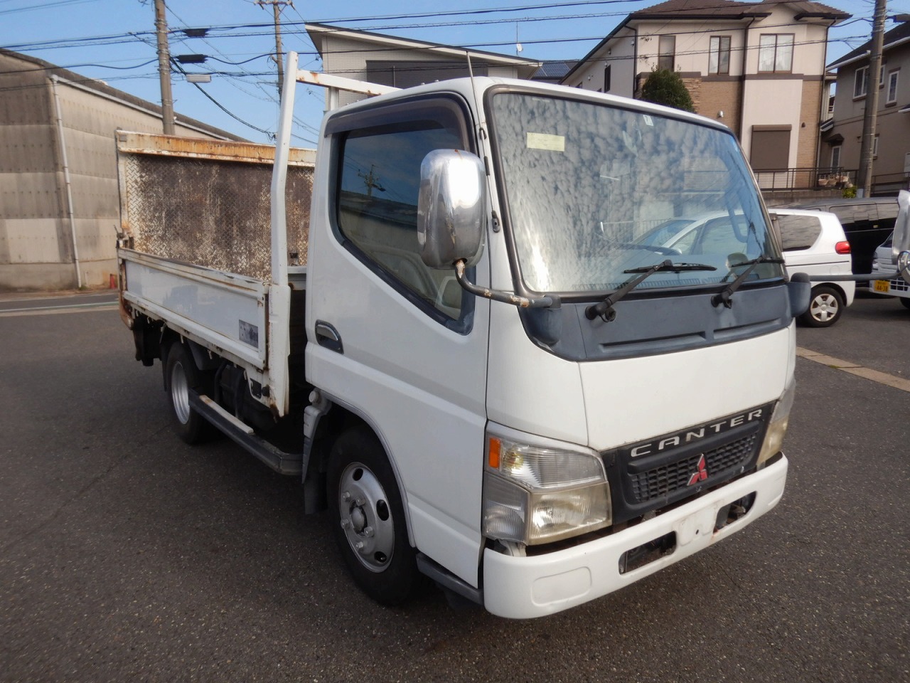 MITSUBISHI Canter