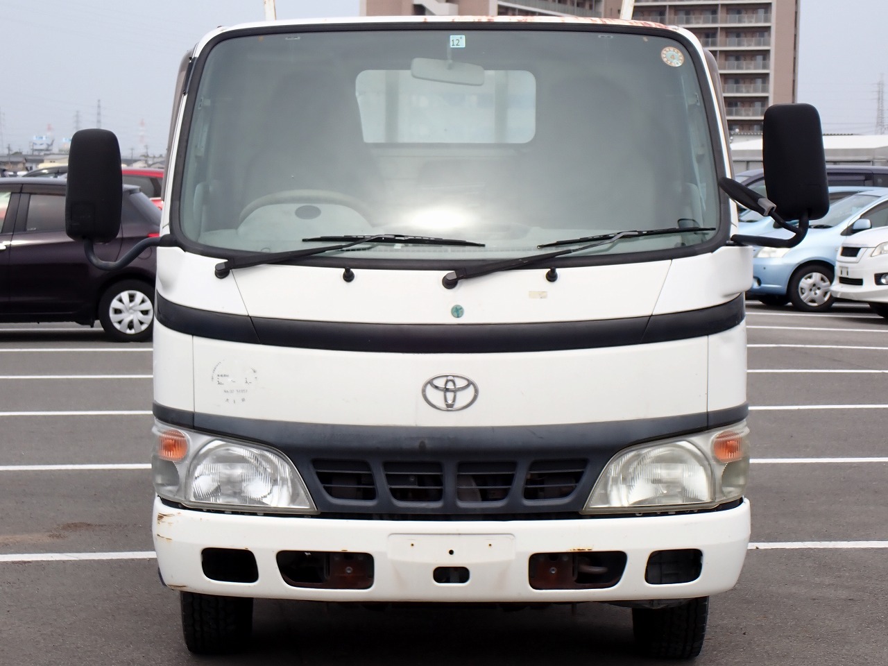 TOYOTA Dyna Truck