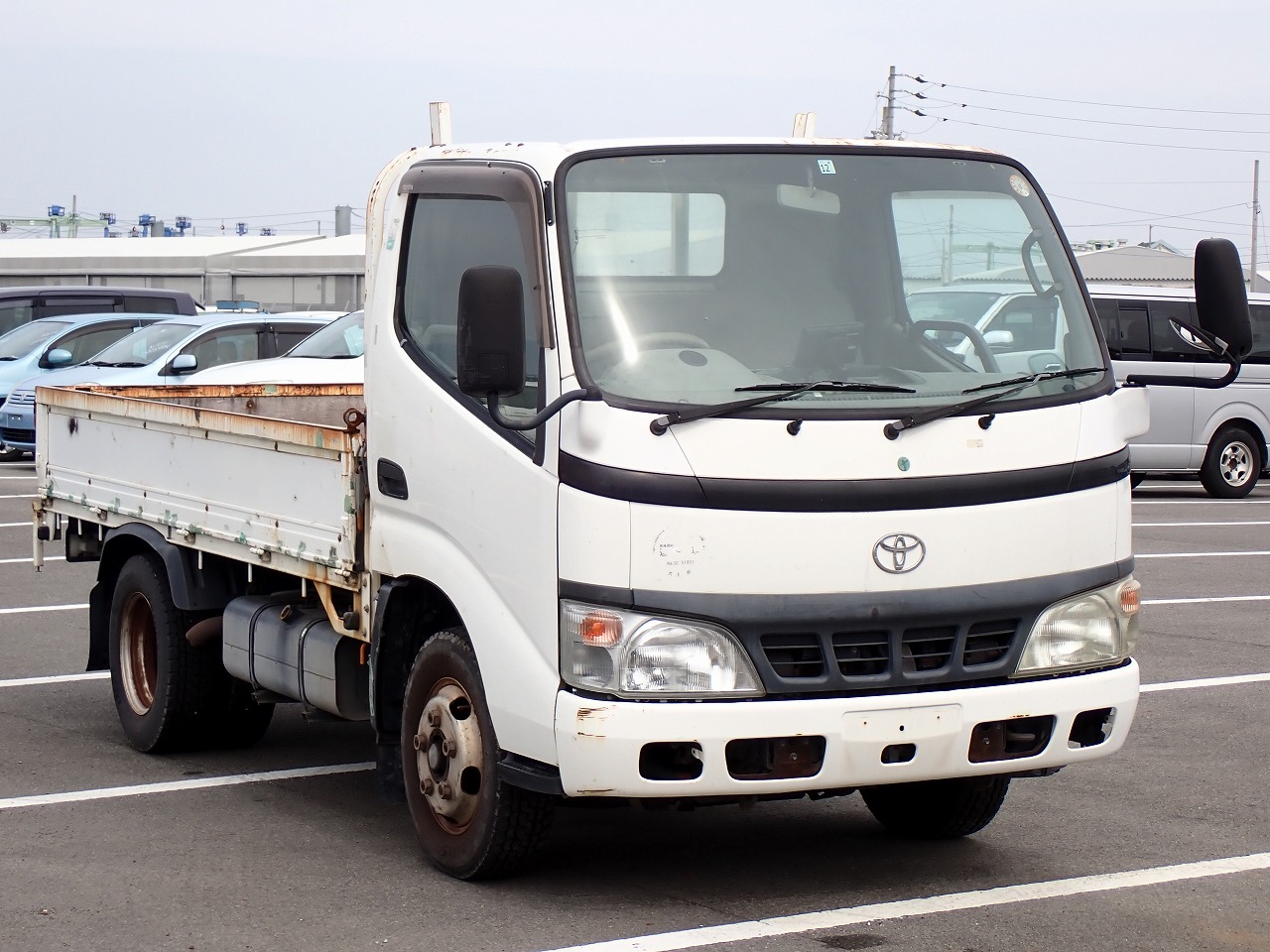 TOYOTA Dyna Truck