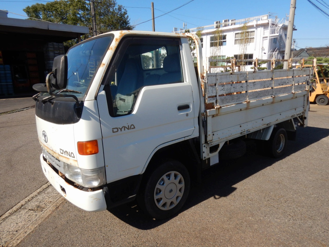 TOYOTA Dyna Truck