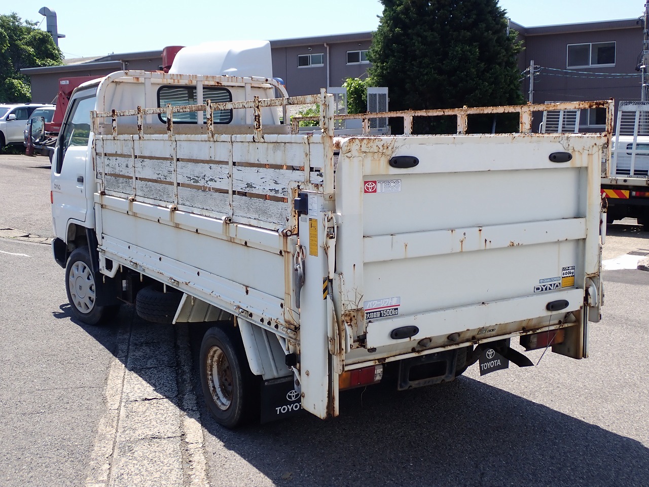 TOYOTA Dyna Truck