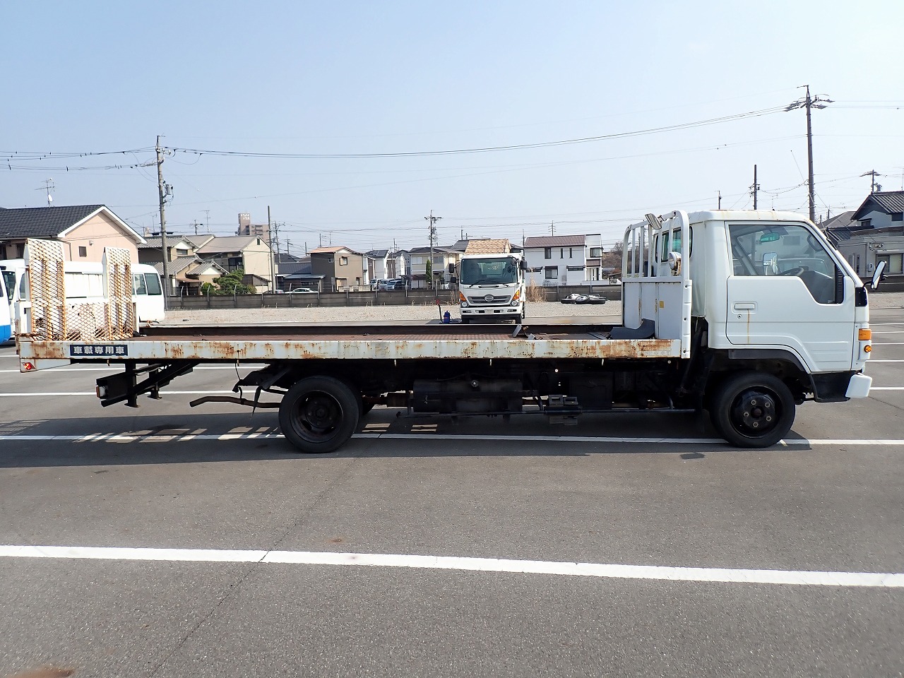 TOYOTA Dyna Truck