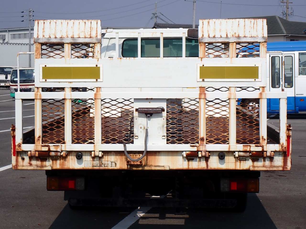 TOYOTA Dyna Truck
