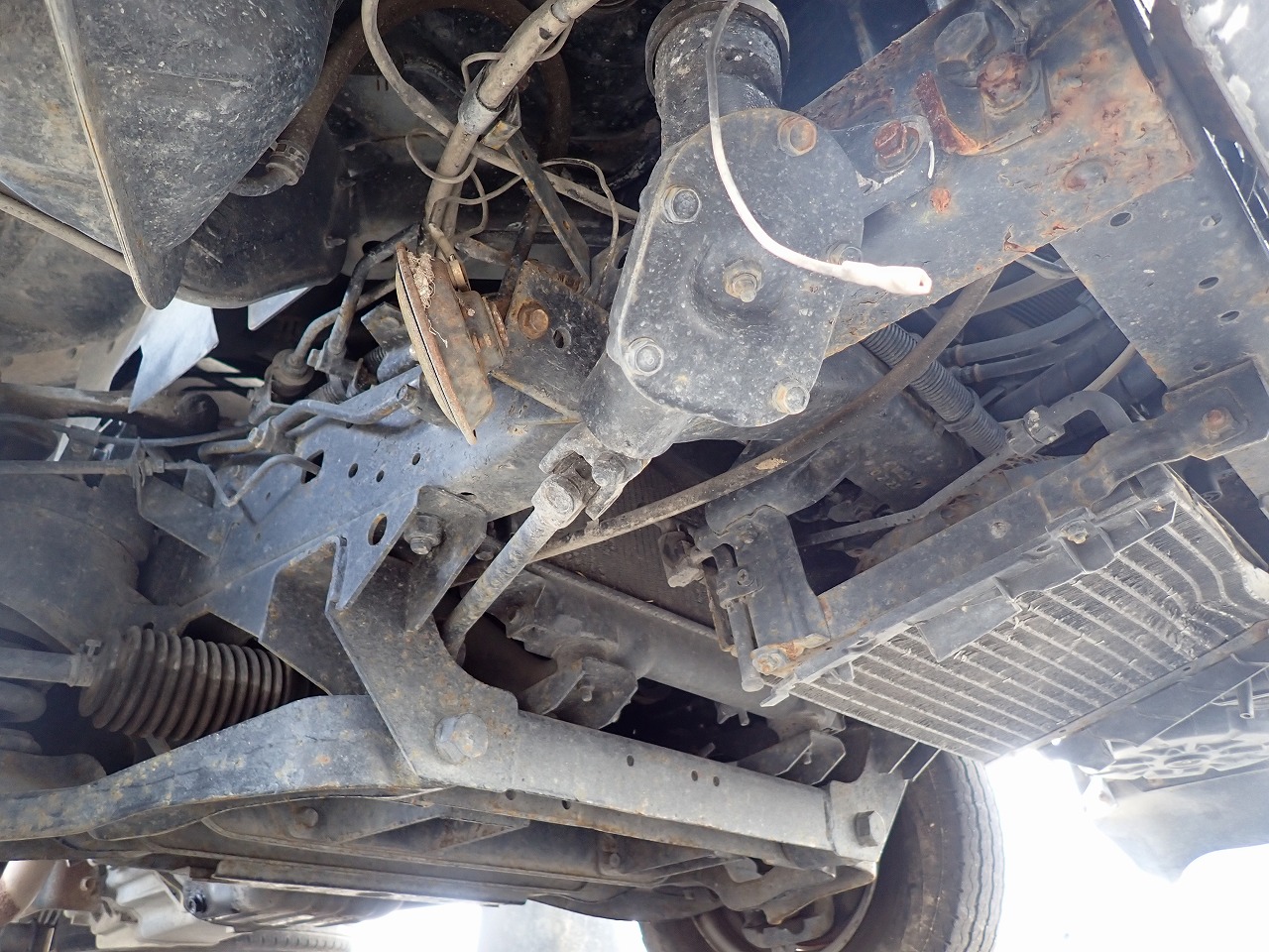 MITSUBISHI Canter Guts