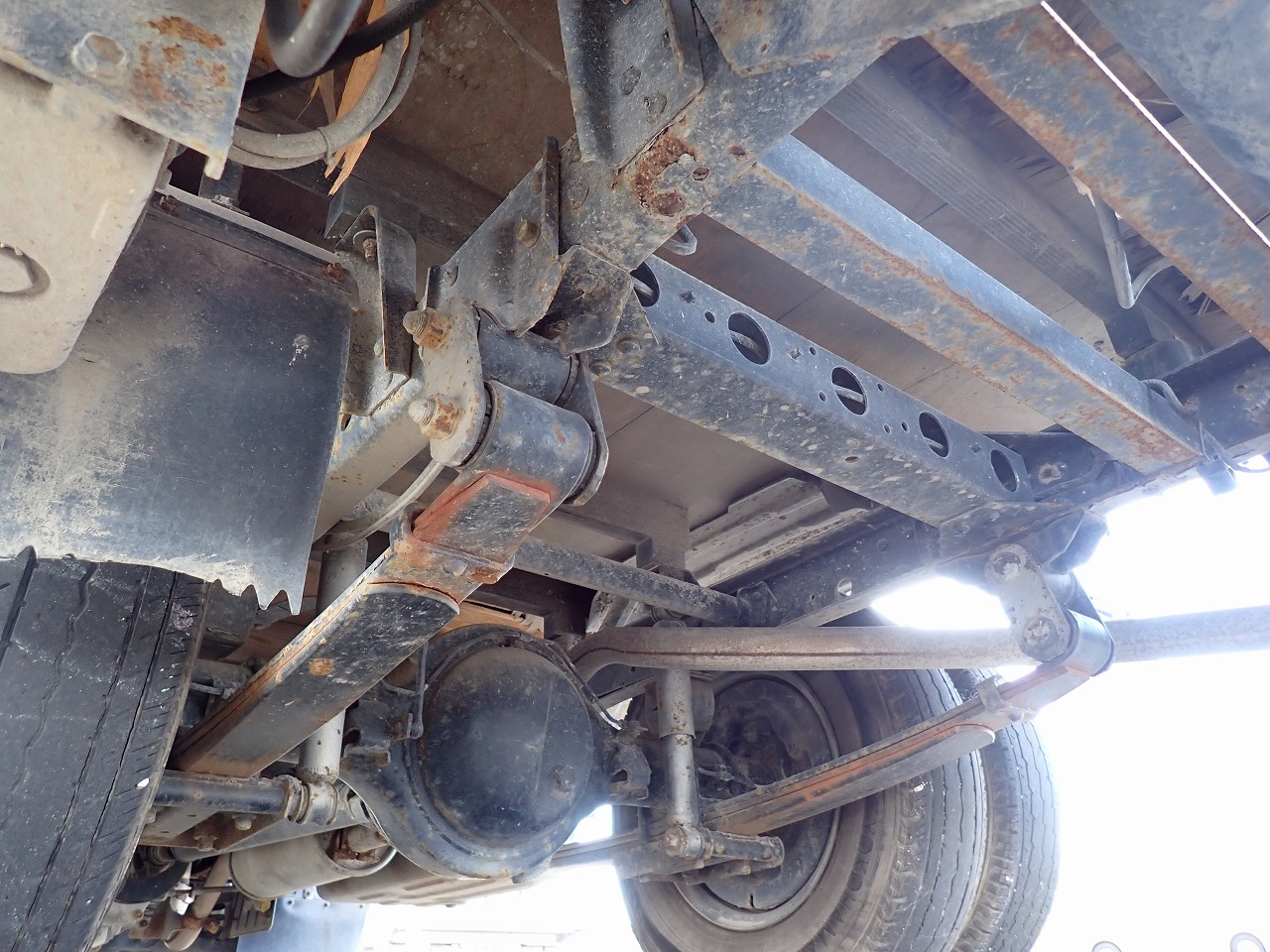MITSUBISHI Canter Guts