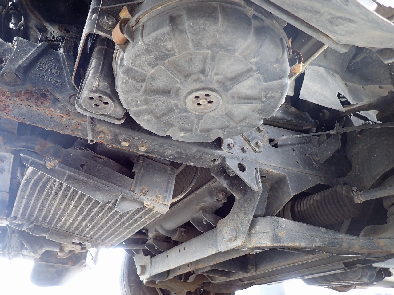 MITSUBISHI Canter Guts