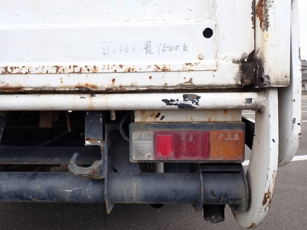 MITSUBISHI Canter Guts