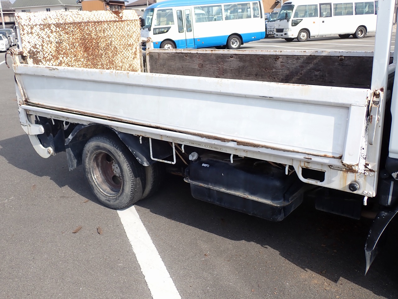 MITSUBISHI Canter Guts