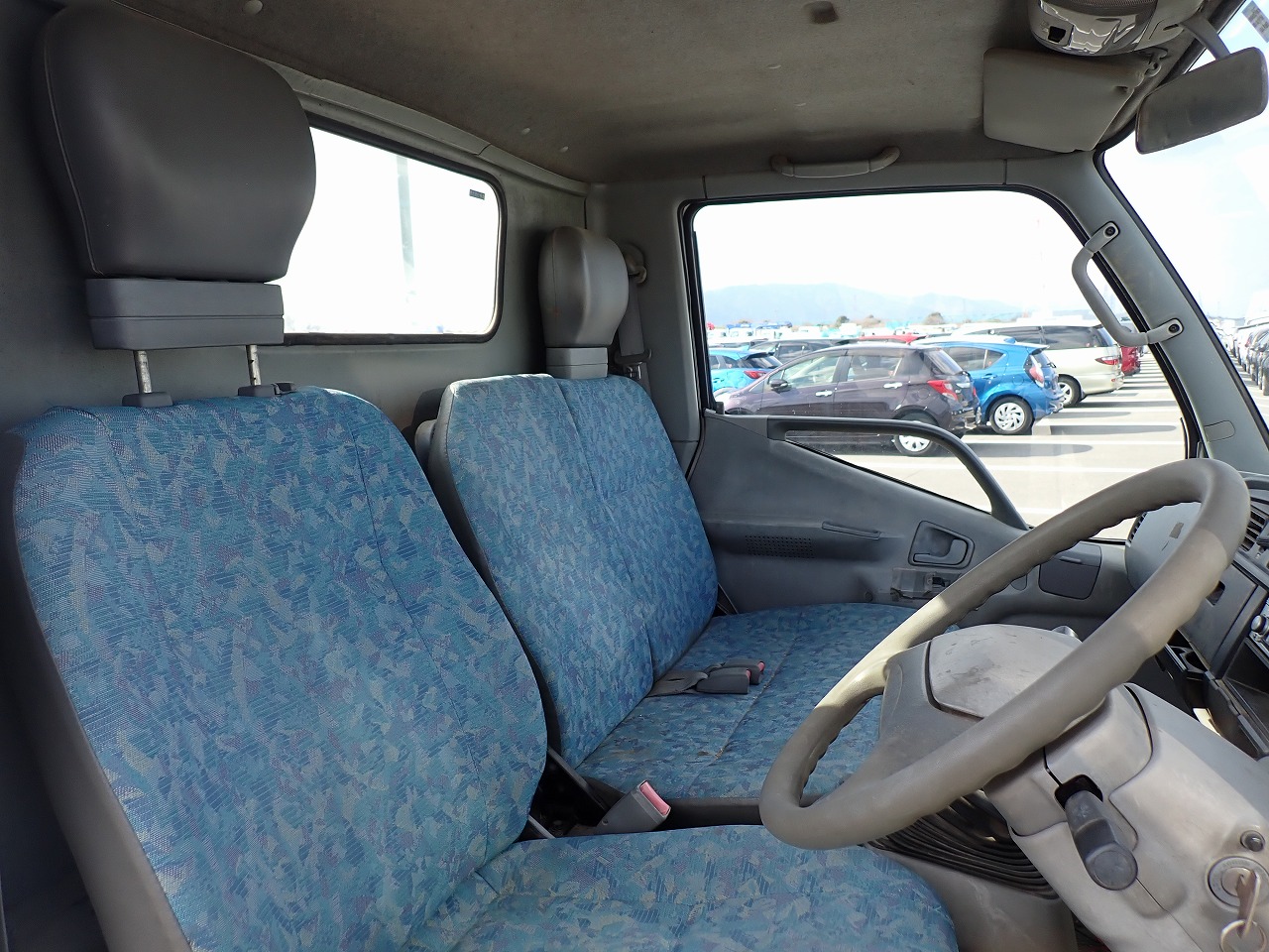 MITSUBISHI Canter Guts