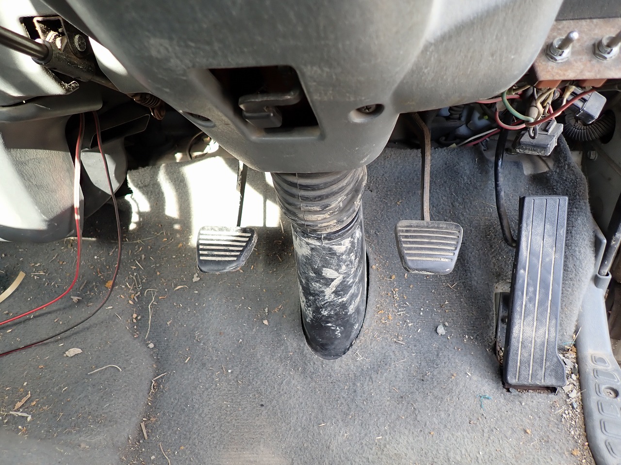 MITSUBISHI Canter Guts