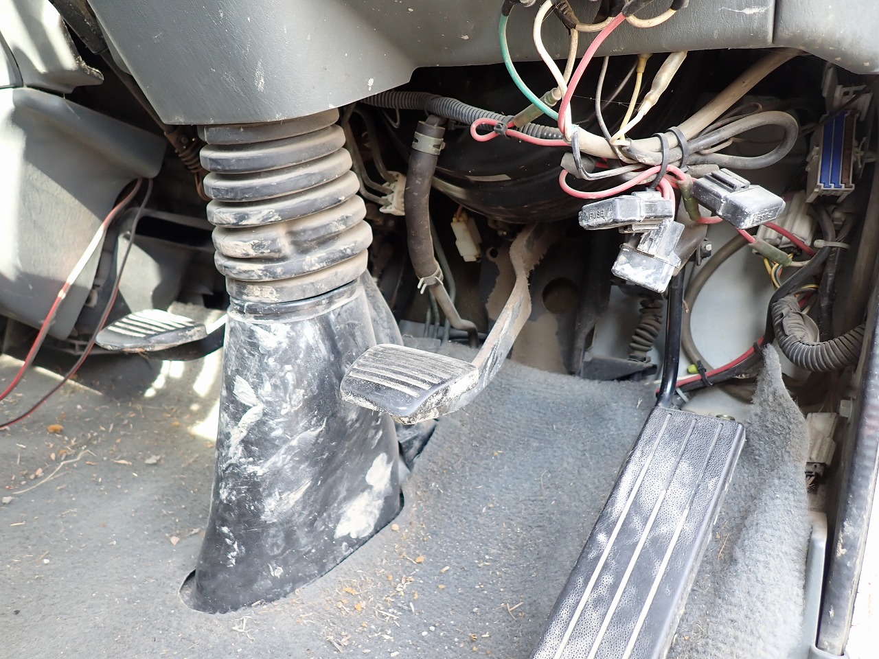 MITSUBISHI Canter Guts