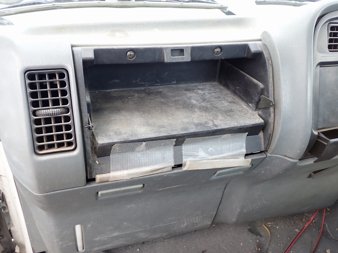 MITSUBISHI Canter Guts