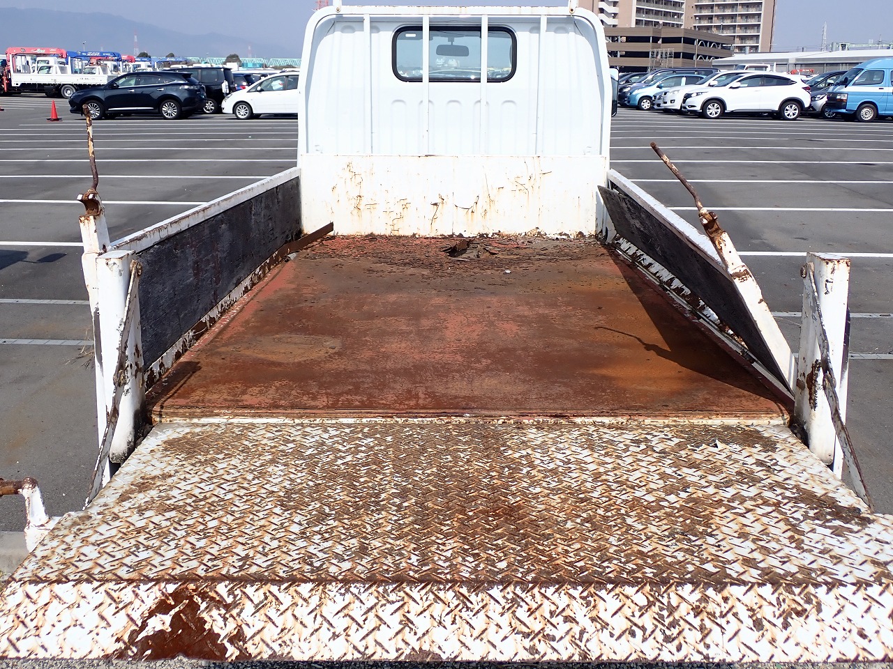 MITSUBISHI Canter Guts