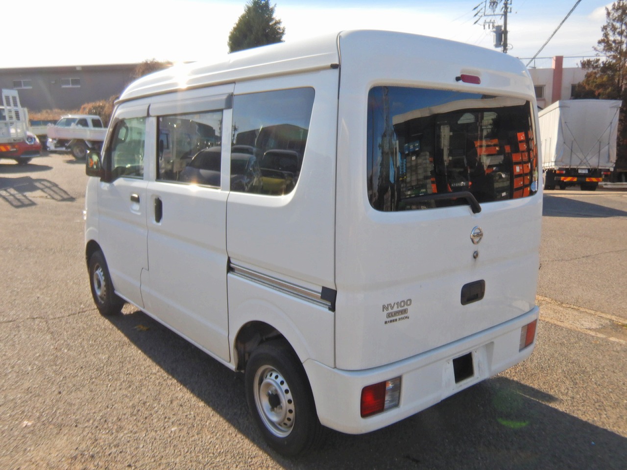 NISSAN Clipper Van