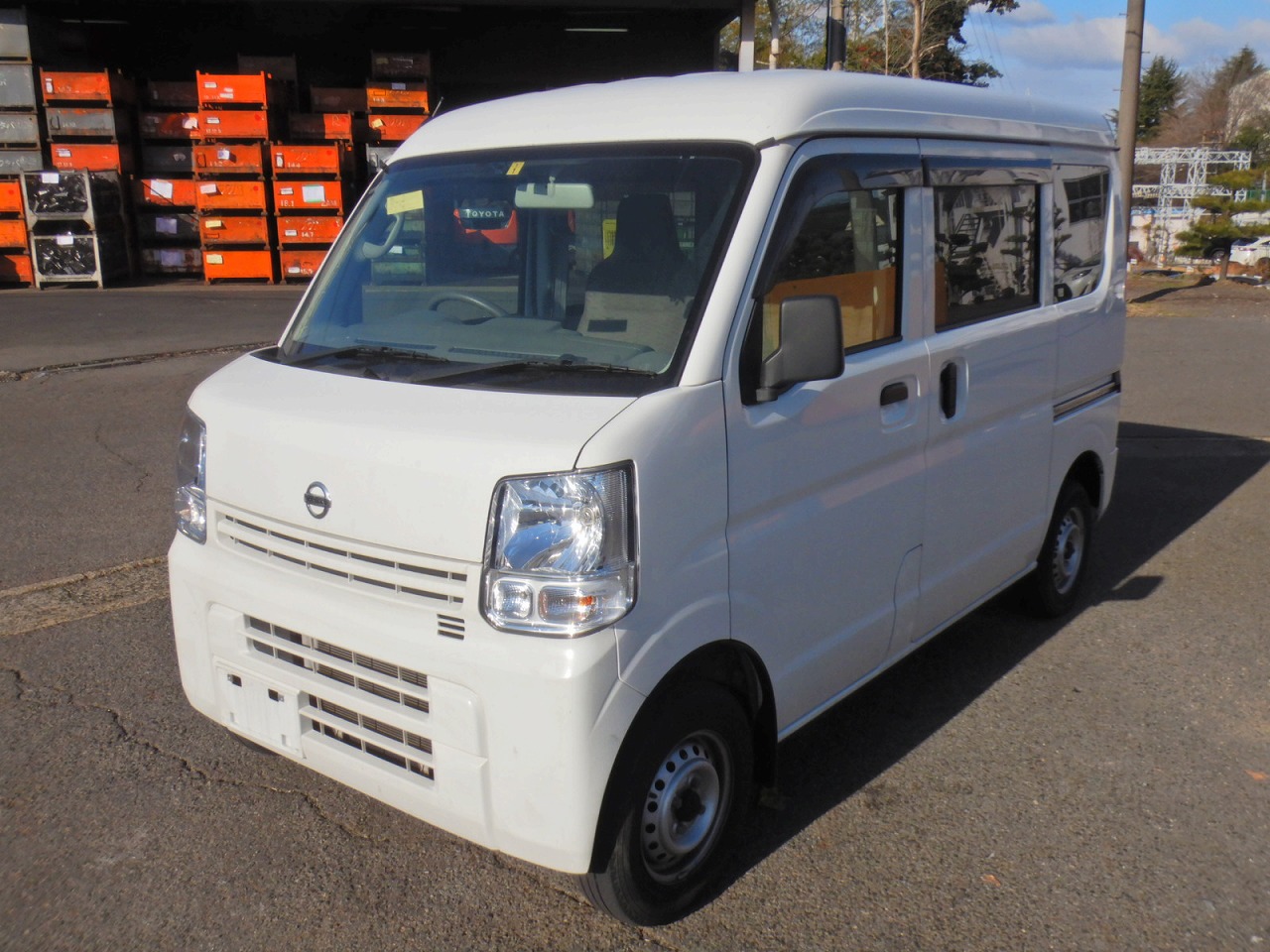 NISSAN Clipper Van