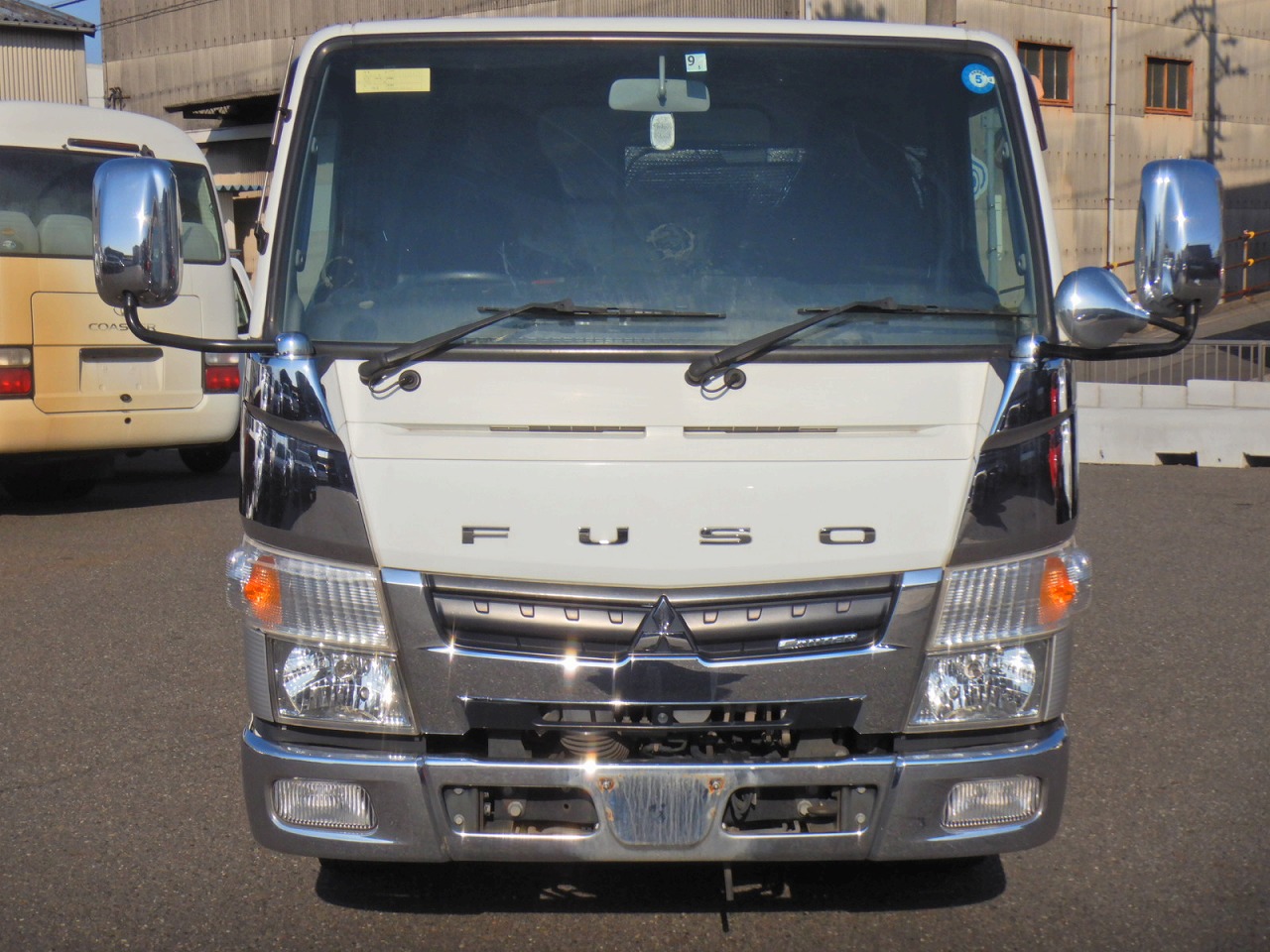 MITSUBISHI Canter