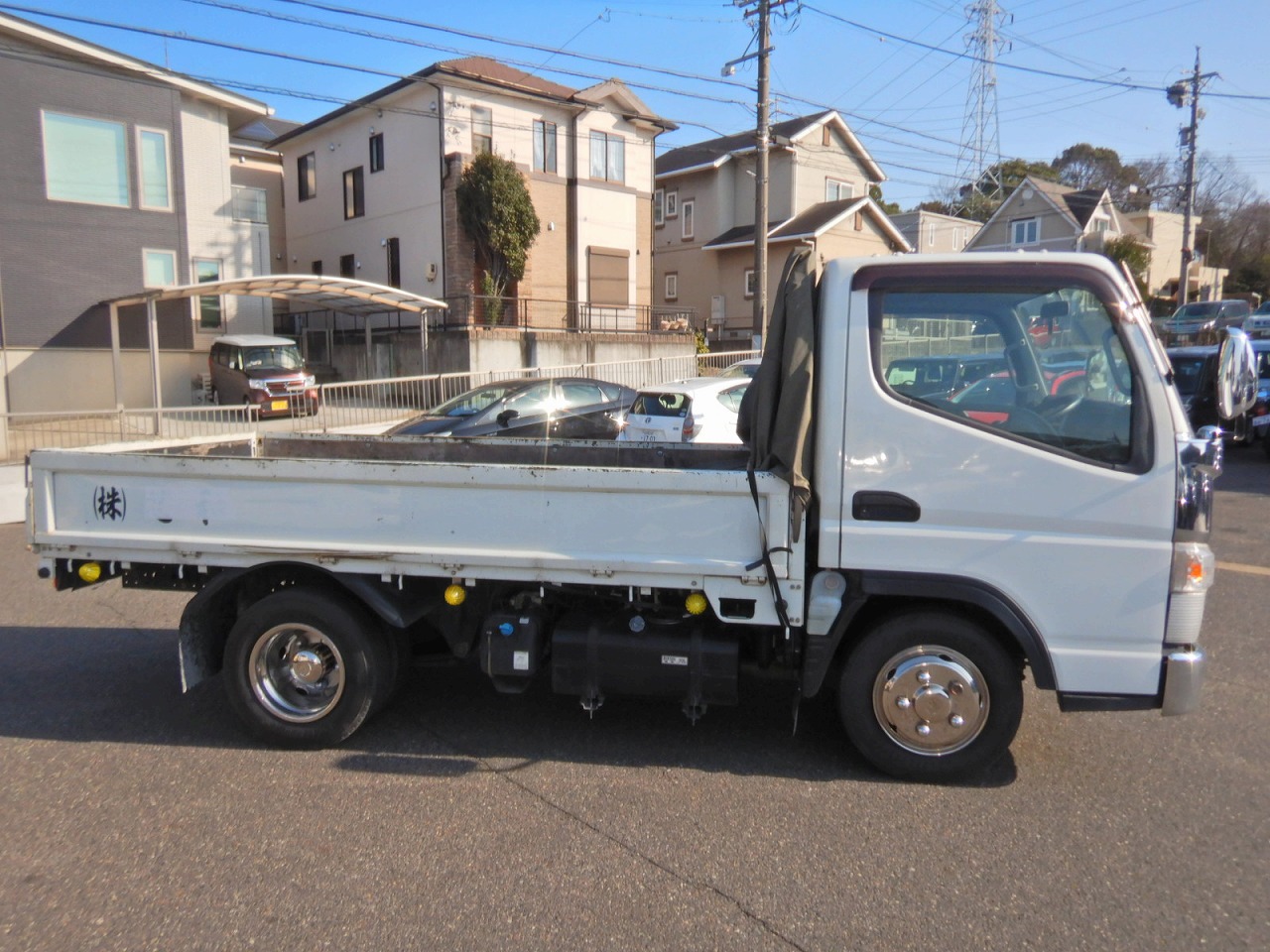 MITSUBISHI Canter