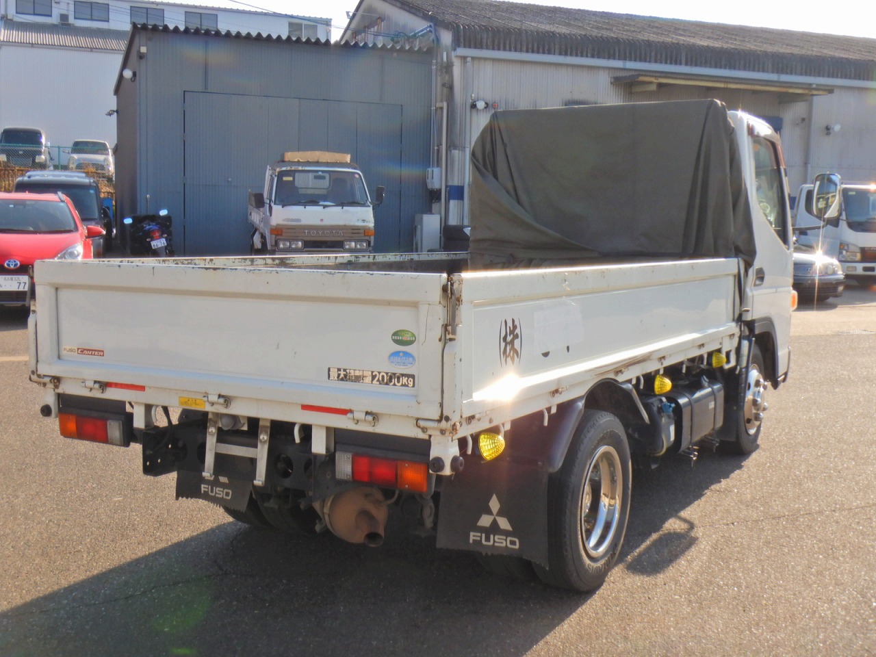 MITSUBISHI Canter