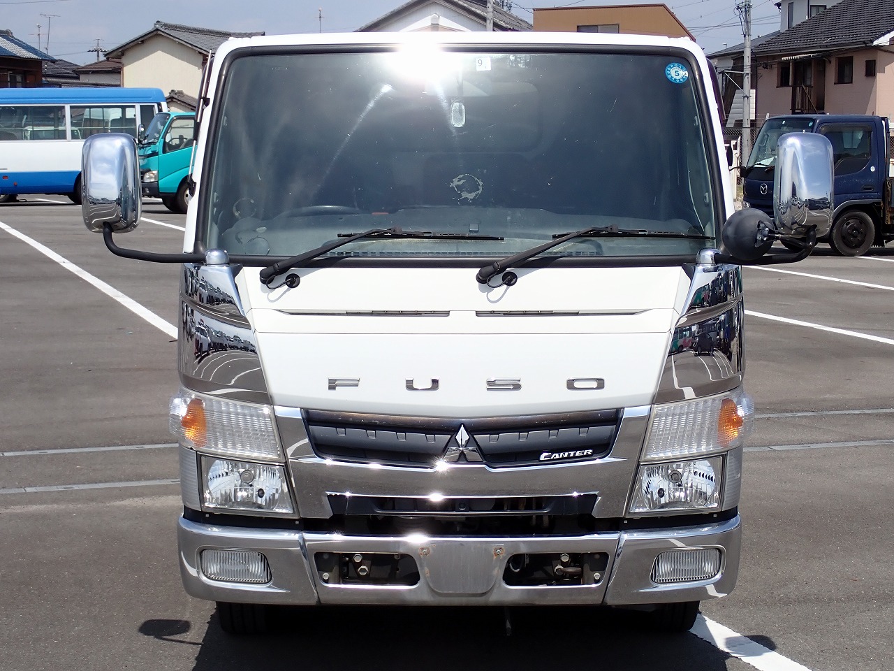 MITSUBISHI Canter