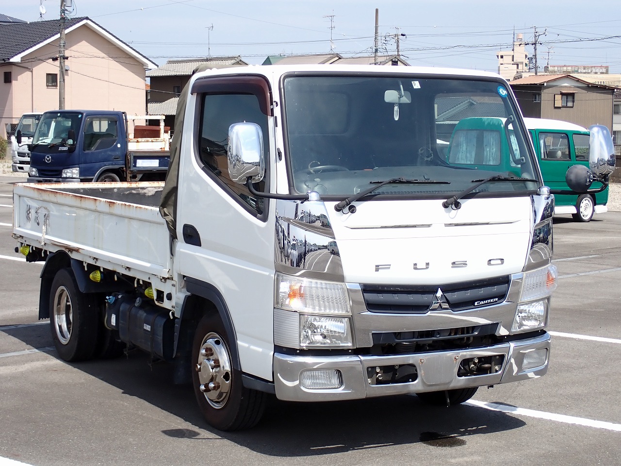 MITSUBISHI Canter