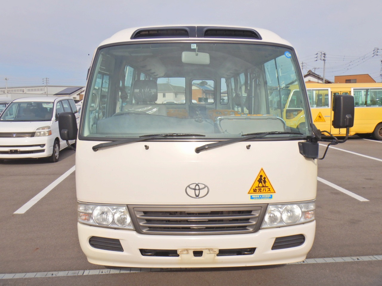 TOYOTA Coaster