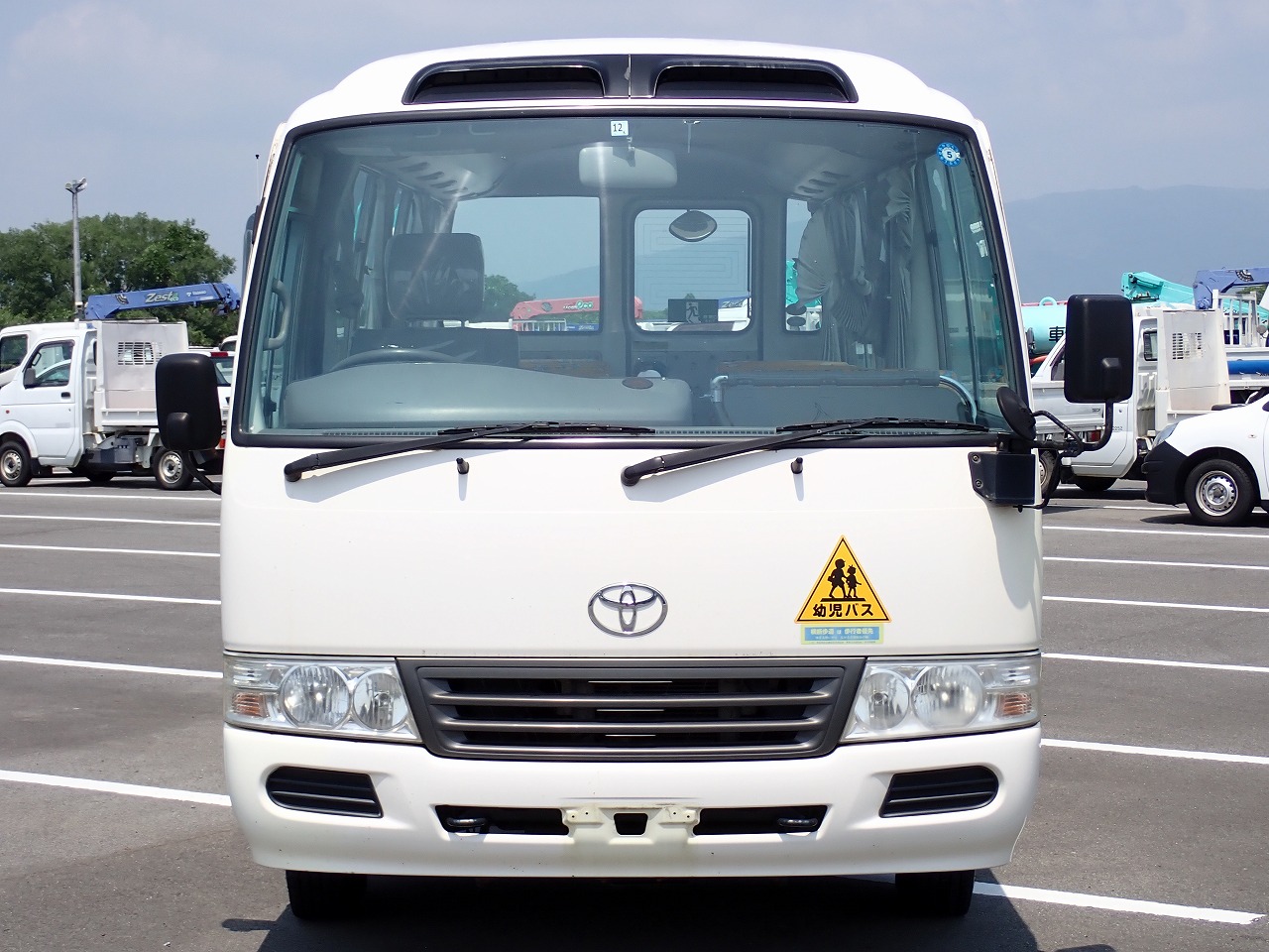 TOYOTA Coaster