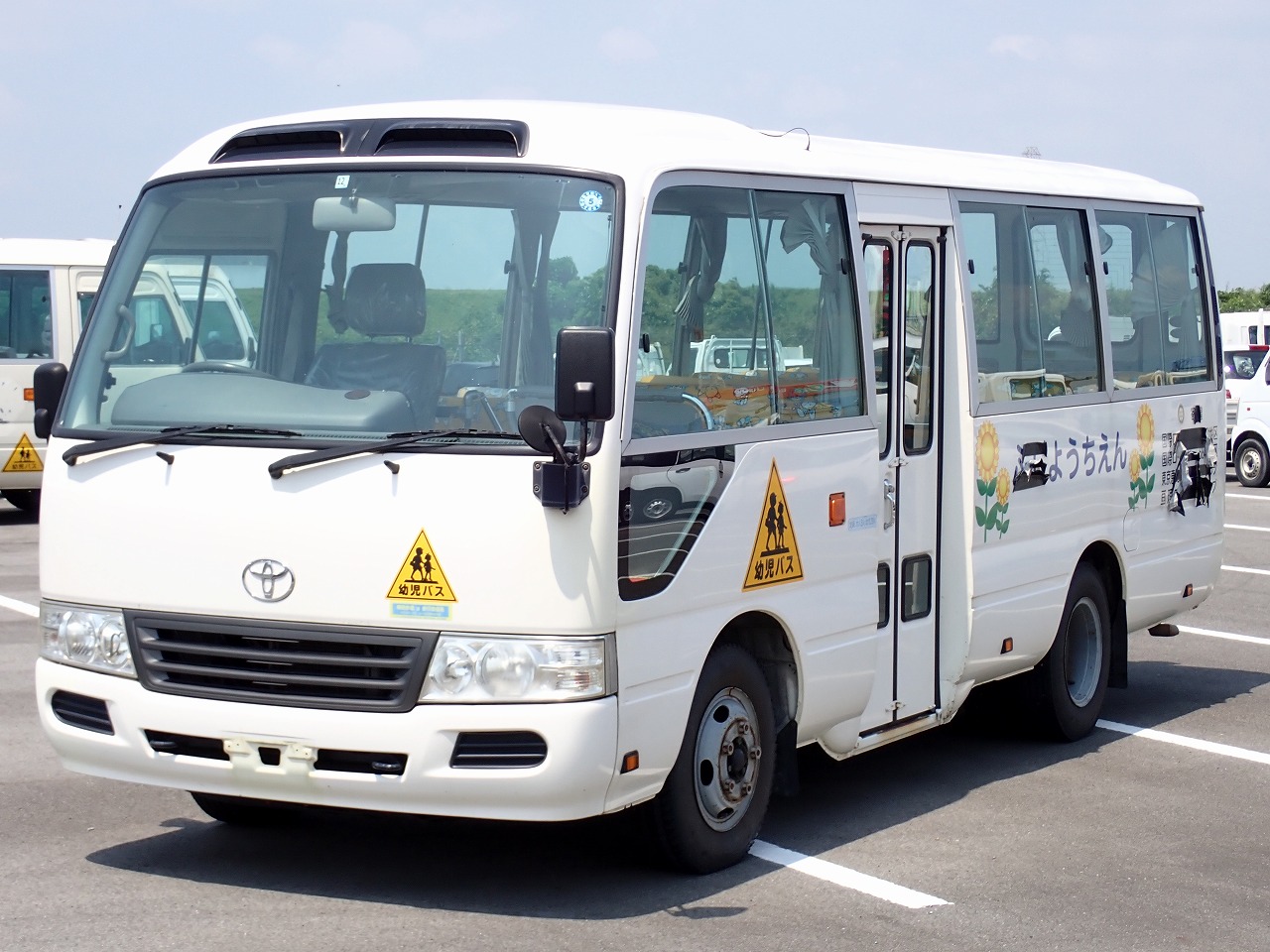 TOYOTA Coaster