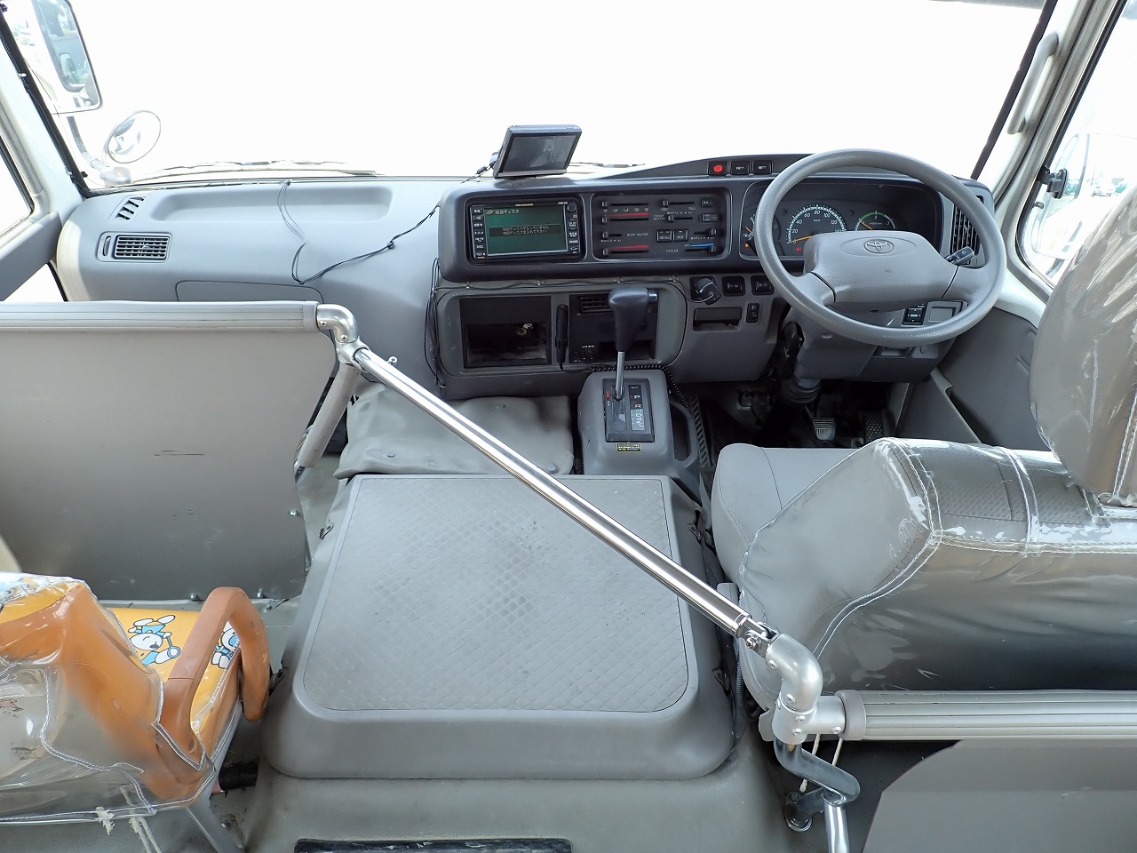 TOYOTA Coaster