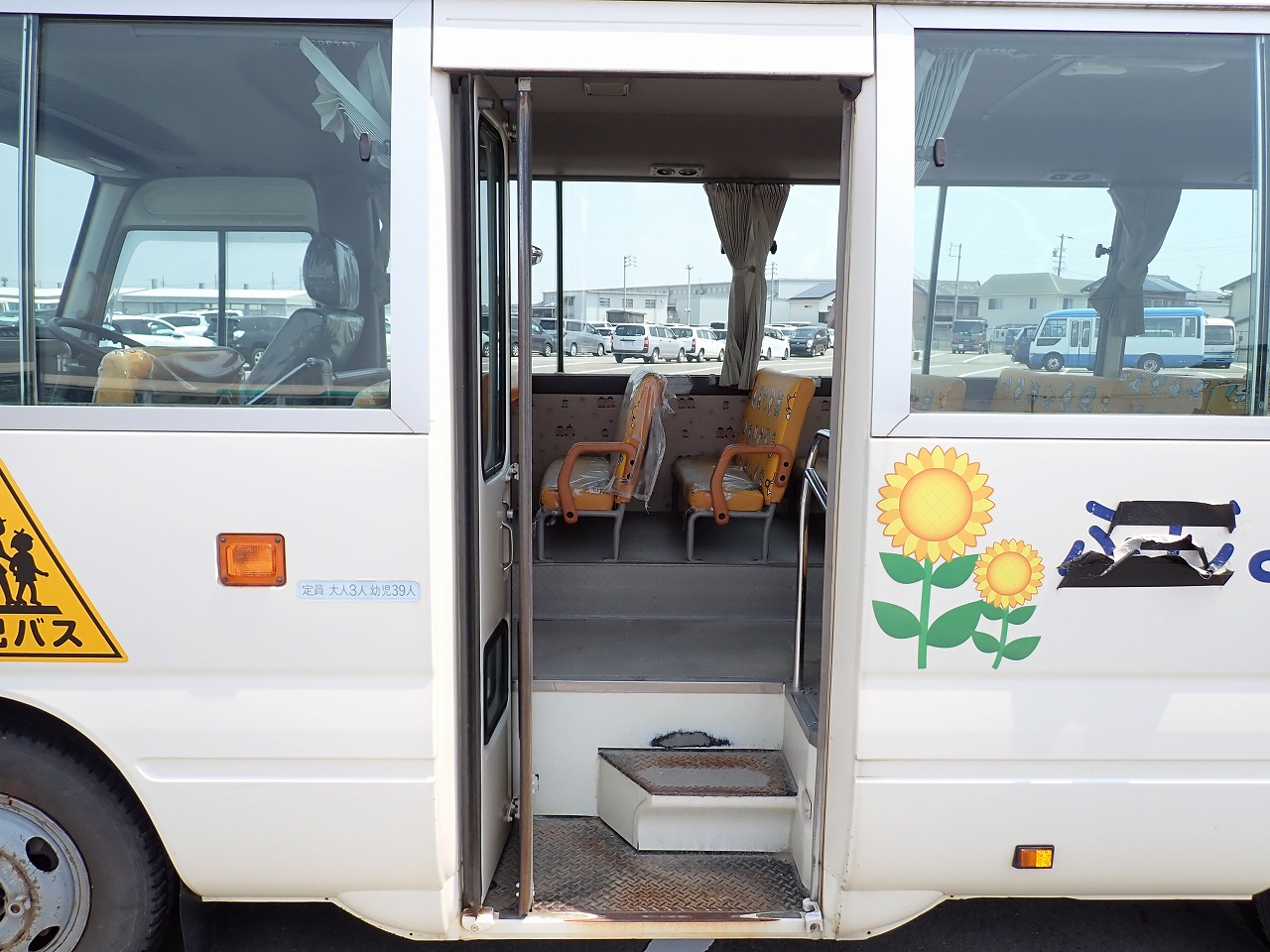 TOYOTA Coaster