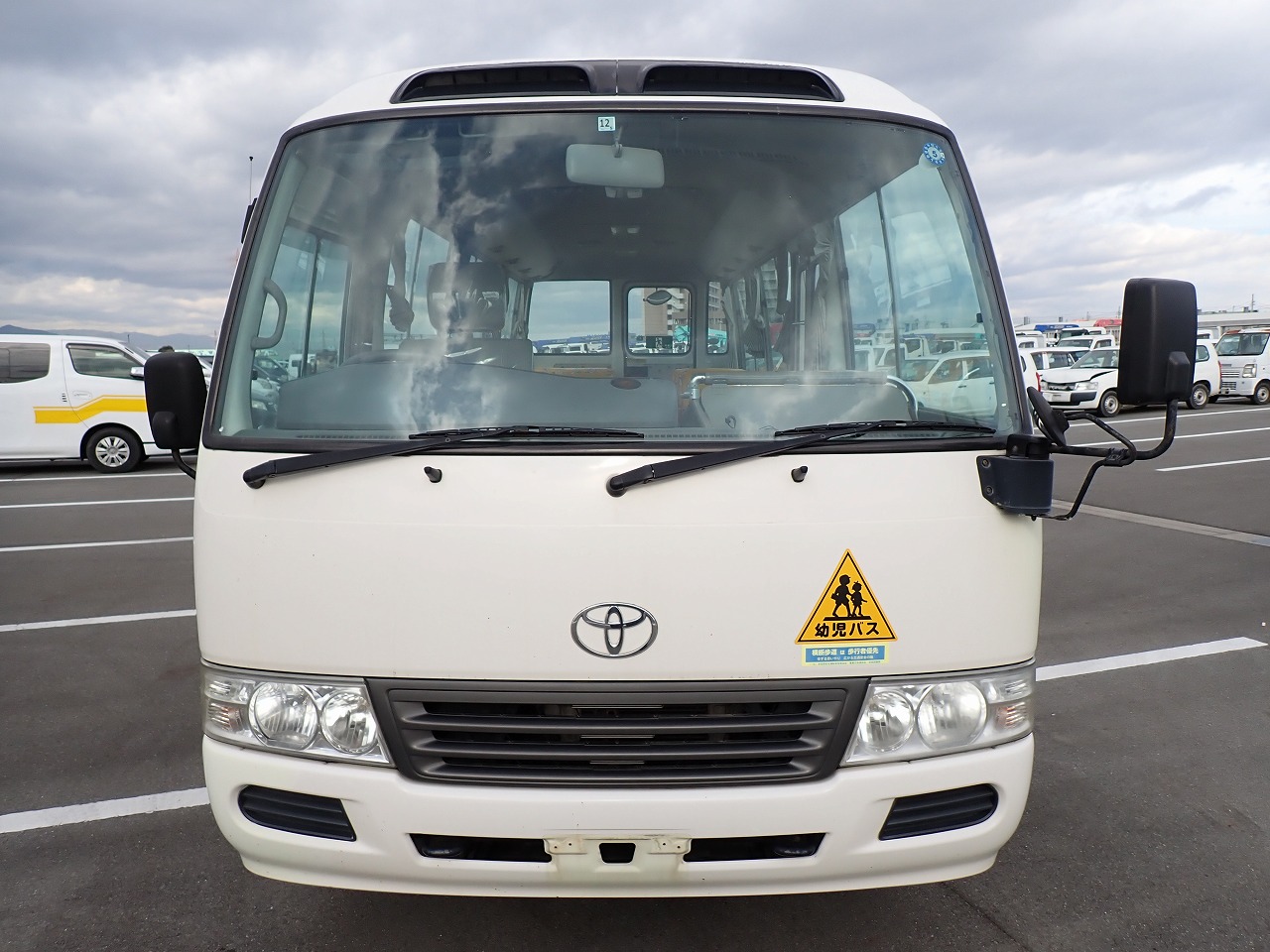 TOYOTA Coaster
