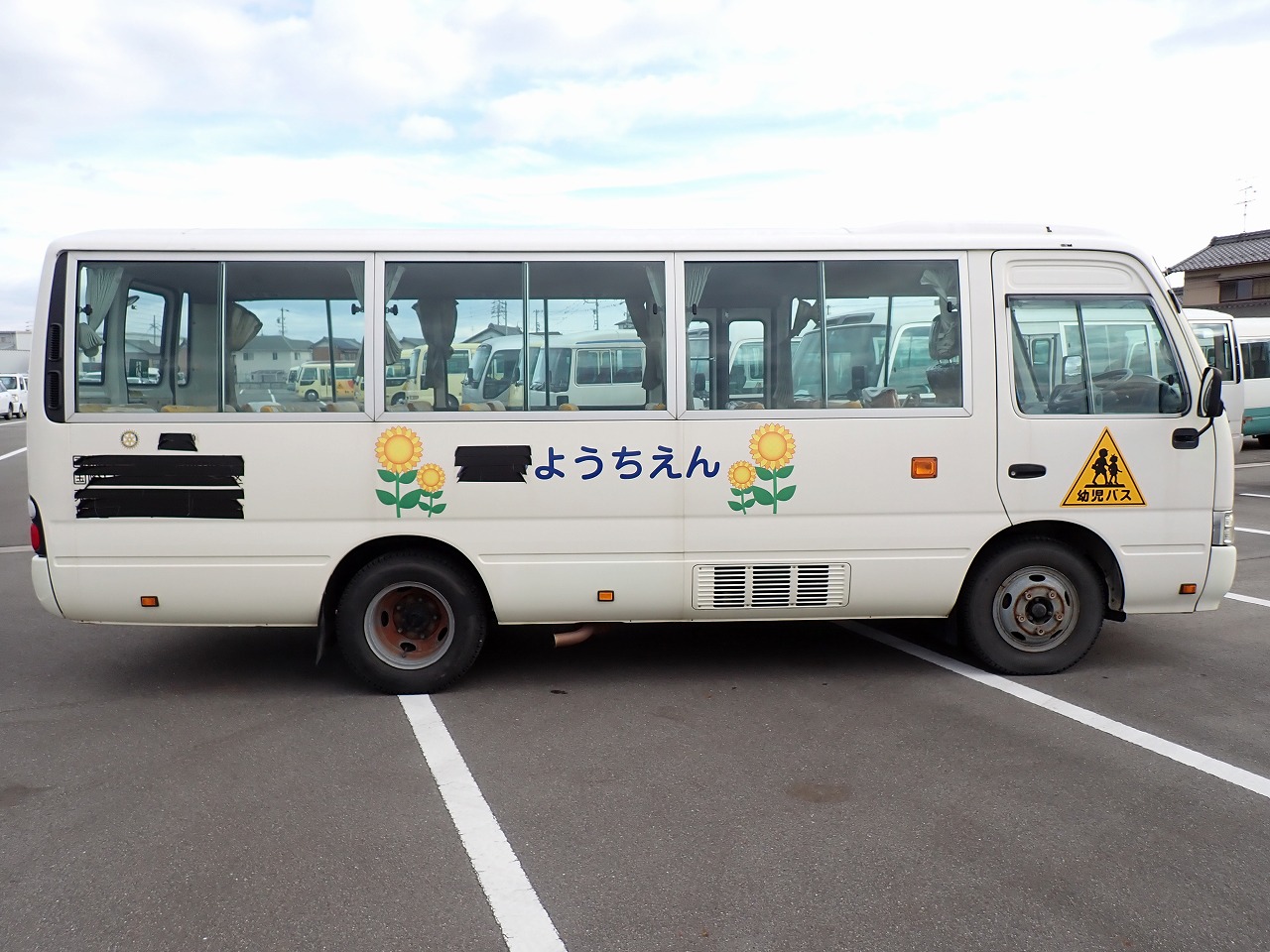TOYOTA Coaster